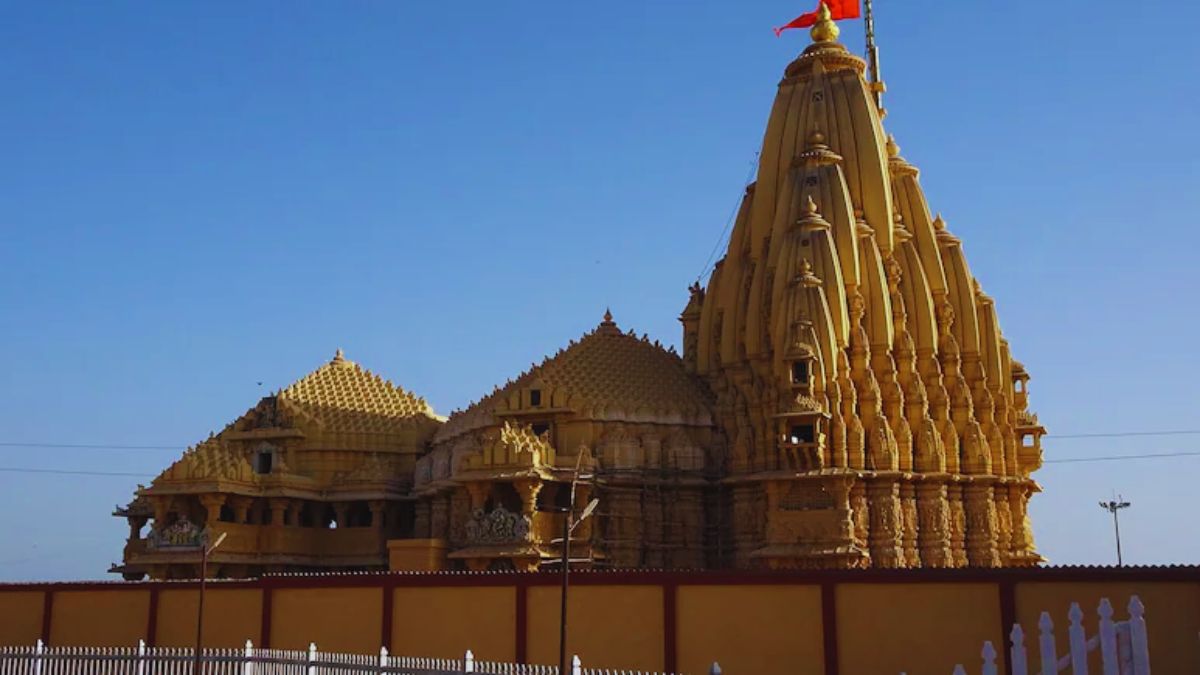 Indian Railways, Jyotirlingas, Shiv, Religious, IRCTC, Bharat Gaurav Tourist Train, Omkareshwar, Mahakaleshwar, Nageshwar, Somnath, Trimbakeshwar, Bhimashankar and Grishneshwar