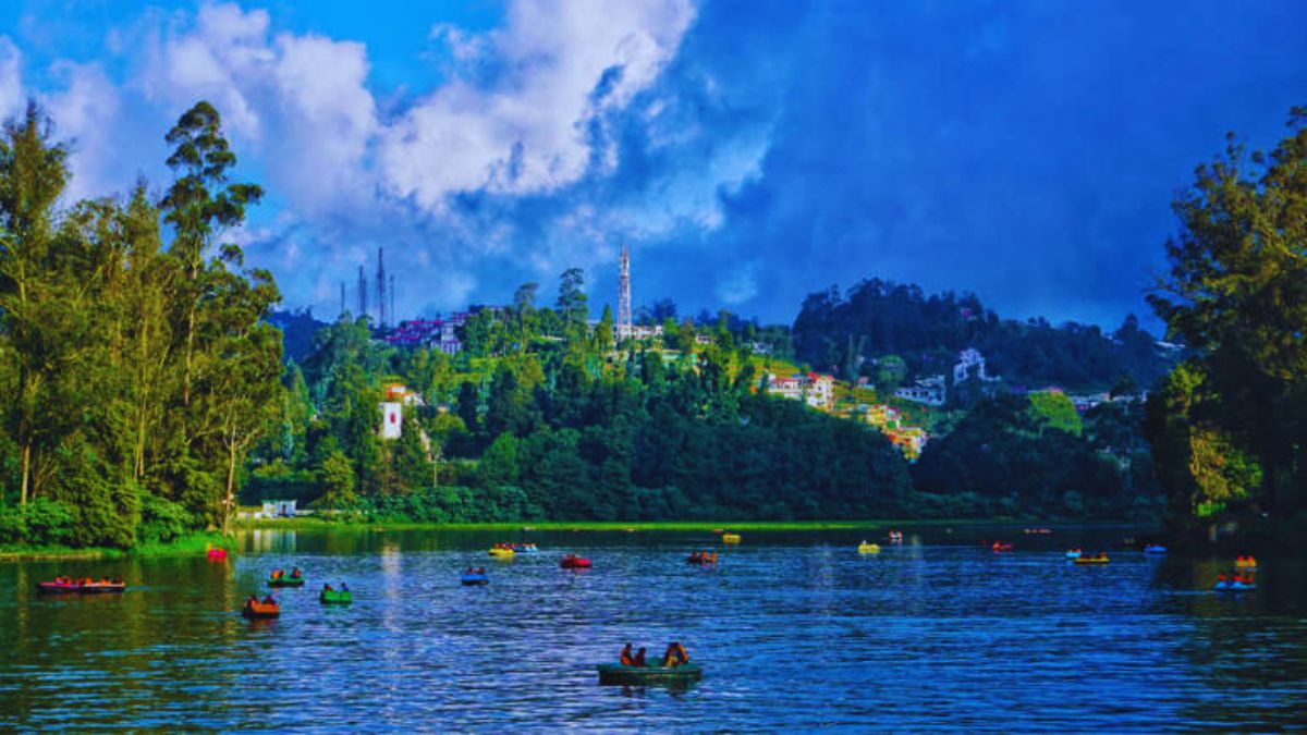 hill stations in India, lakes in Indian hill stations, best lakes in India, hill stations with lakes, scenic lakes in India, lakeside hill stations, mountain lakes India, Naini Lake Nainital, Nainital Lake boating, Nakki Lake Mount Abu, Mount Abu hill station, Kodaikanal Lake, Kodai Lake boating, Ward’s Lake Shillong, Shillong hill station, Ooty Lake, Ooty boating, Ooty hill station, best hill stations for boating in India, hill stations with beautiful lakes, hill station lakes for couples, romantic hill stations in India, lakeside holidays in India, boating in hill stations, weekend getaways in India hills, peaceful mountain getaways, lakeside travel destinations India, hill stations for photography, best hill stations in India with lakes for boating and sightseeing, beautiful lakes to visit in Indian hill stations, top lakes in India surrounded by mountains, hill stations in India known for their lakes, where to go boating in Indian hill stations, lakeside attractions in North and South India