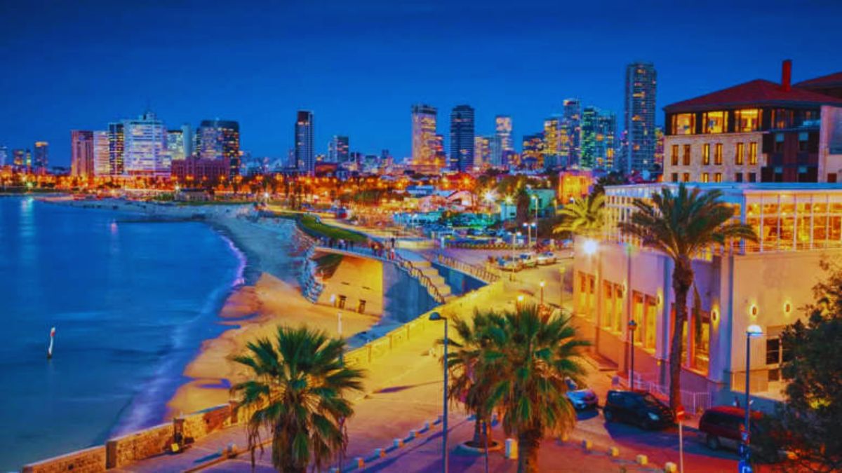 vegetarian travel destinations, vegetarian-friendly countries, best places for vegetarian travellers, vegetarian food abroad, vegan-friendly destinations, plant-based travel, vegetarian travel guide, vegetarian cuisine around the world, Greece, United Kingdom, UK, Israel, India, Japan, Italy, Thailand