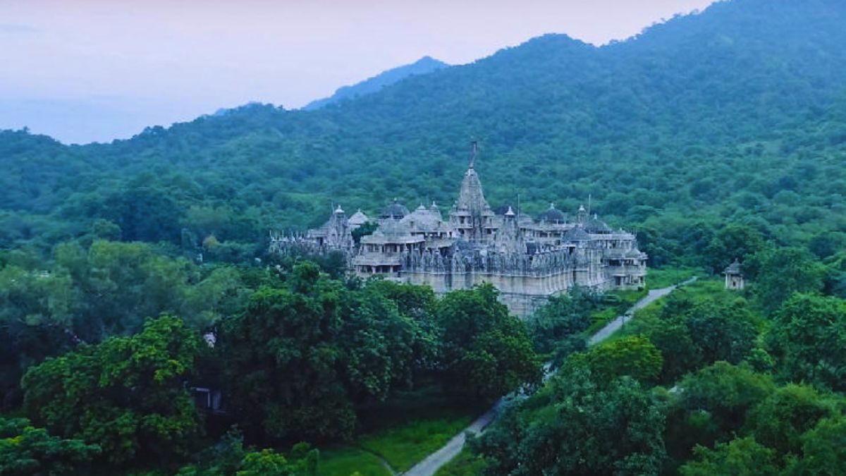 national parks in Rajasthan, wildlife sanctuaries in Rajasthan, Ranthambore National Park, Sariska Tiger Reserve, Keoladeo National Park, Bharatpur Bird Sanctuary, Desert National Park, Kumbhalgarh Wildlife Sanctuary, Rajasthan wildlife tourism, tiger safari Rajasthan, birdwatching in Rajasthan, best time to visit Rajasthan parks, wildlife in Rajasthan, eco tourism Rajasthan, nature travel Rajasthan, Rajasthan travel guide