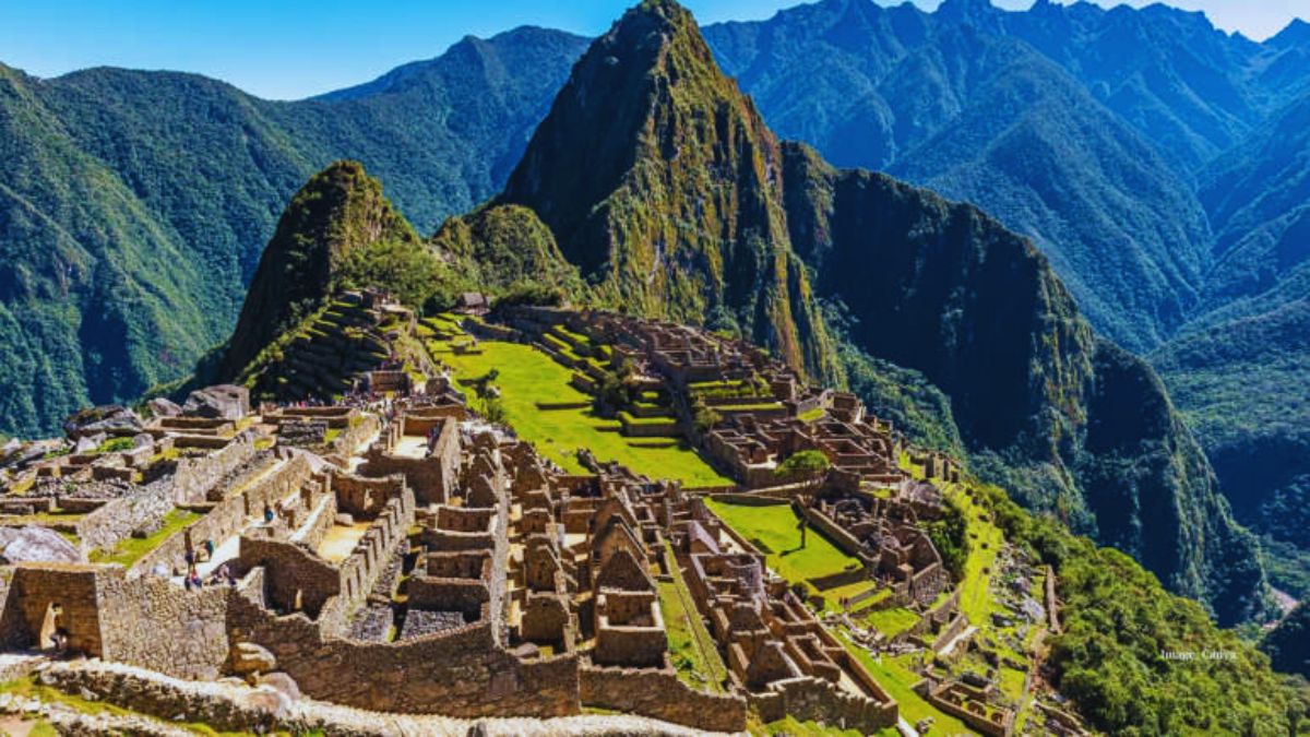 Best in Travel 2026, Lonely Planet destinations 2026, top travel destinations 2026, best places to visit 2026, sustainable travel 2026, Peru travel guide, Jaffna Sri Lanka tourism, Maine USA travel, Cádiz Spain attractions, Botswana safari 2026.