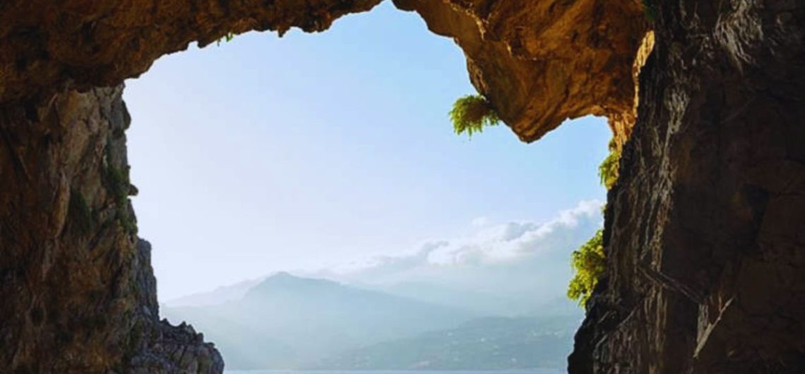 best caves in the world, natural wonders, adventure travel, underground caves, glowworm caves, limestone caves, world travel destinations, Vietnam, New Zealand, Austria, France, Malaysia, Italy