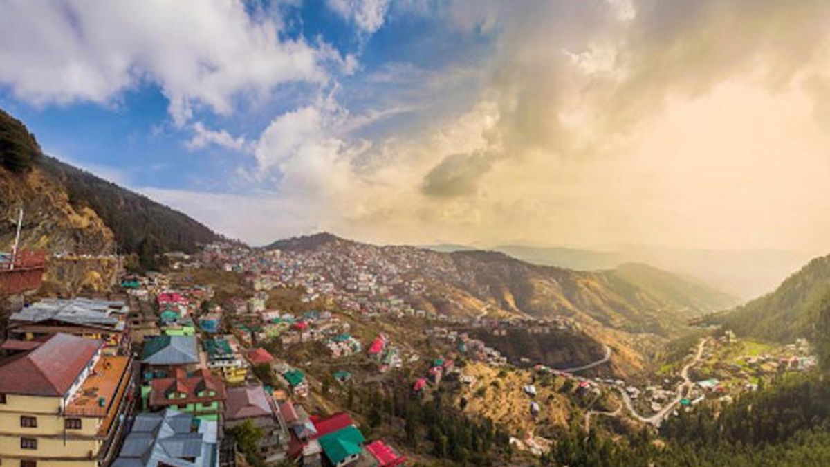 long weekends in India 2026, 2026 holiday calendar India, long weekend travel India, weekend getaways India, long weekend list 2026, public holidays India 2026, India long weekends month-wise, travel guide India 2026, best weekend trips India, holiday planning India, long weekend destinations India, 2026 festival holidays India, India holiday planner, long weekend travel ideas, Indian long weekend holidays, extended weekends India 2026, India trips 2026, travel calendar India 2026