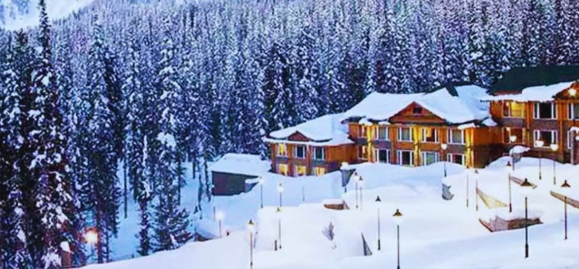 snowfall places in India, best snowfall destinations in India, snow places in India, winter travel India, snowfall India, Gulmarg snowfall, Auli skiing, winter destinations India, Mussoorie snow, Ladakh winter trip, places to visit in winter India, snow tourism India, top snow places India, Indian winter getaways, best winter trips India, snow adventure India, Kashmir winter tourism, Sonmarg snowfall, hill stations with snow India, winter vacation India